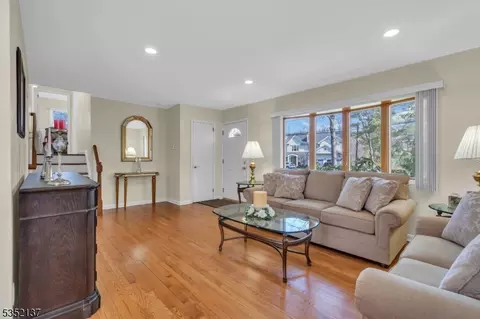 59 Magnolia Pl, Wayne, NJ 07470 photo 22