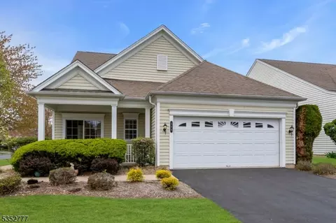 355 Windfall Ln, Somerset, NJ 08873