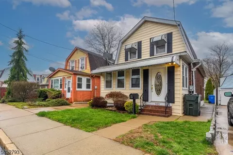 523 Alice Pl, Woodbridge Twp, NJ 07095