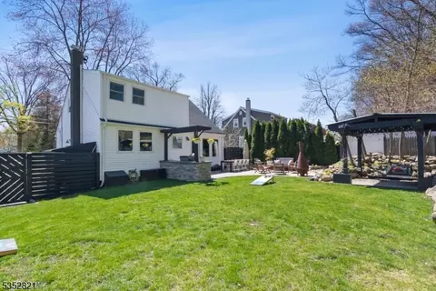 31 Lyon Rd, Waldwick, NJ 07463 photo 28