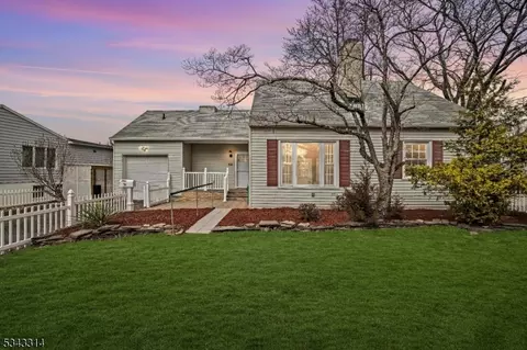 94 Cedar St, Cedar Grove, NJ 07009
