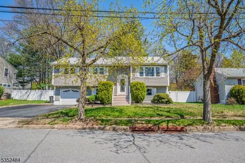 68 Grist Mill Rd, Wanaque, NJ 07465