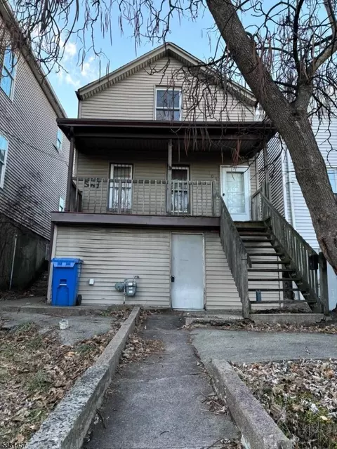109 N 3rd St, Paterson, NJ 07522