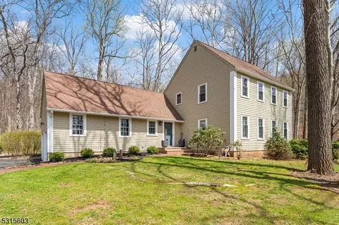 1450 Drum Hill Rd, Martinsville, NJ 08836