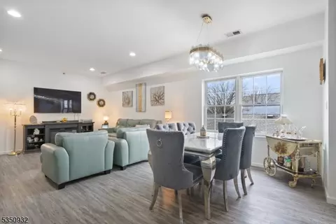 349-353 S Broad St #402, Elizabeth, NJ 07202