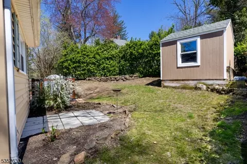 2 Crow Trl, Wayne, NJ 07470 photo 6