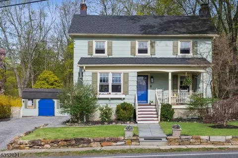 18 Academy St, Califon, NJ 07830