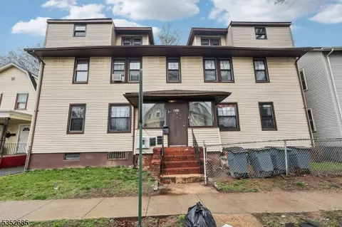 277 S Clinton St #4, East Orange, NJ 07018