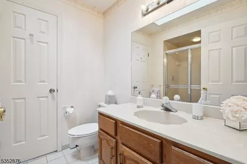 42 Matthew Rd, Wayne, NJ 07470 photo 12
