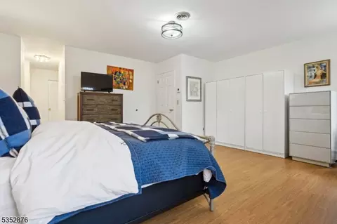 42 Matthew Rd, Wayne, NJ 07470 photo 17