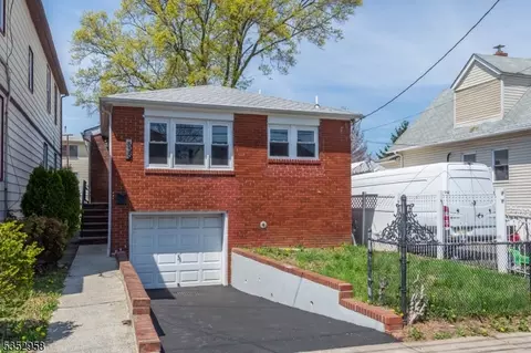 629 Jackson Ave, Linden, NJ 07036
