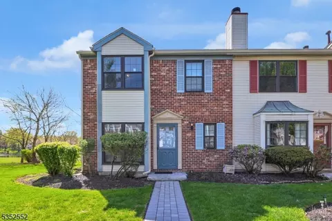 192 Hampshire Ct, Piscataway, NJ 08854