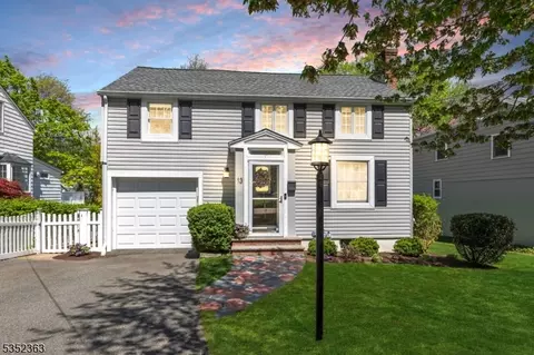 13 Longview Ave, Madison, NJ 07940