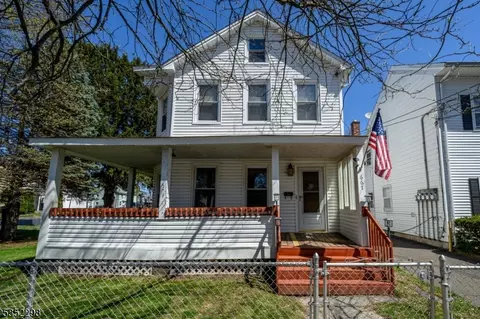 667 Seminary Ave, Rahway, NJ 07065