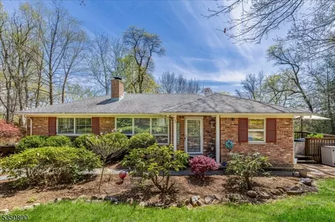 799 Long Hill Rd, Long Hill, NJ 07933