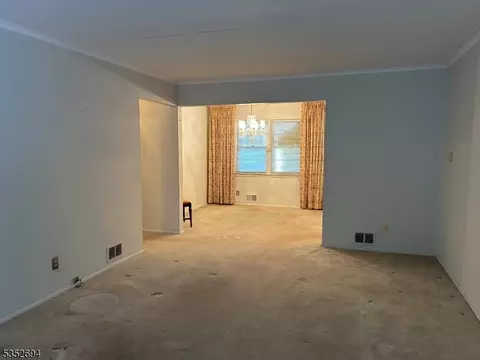 136 Irwin St, Springfield, NJ 07081 photo 4
