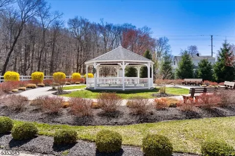 60 Elston Ct, Haskell, NJ 07420 photo 23