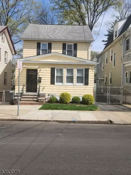 194 Kerrigan Blvd, Newark, NJ 07106