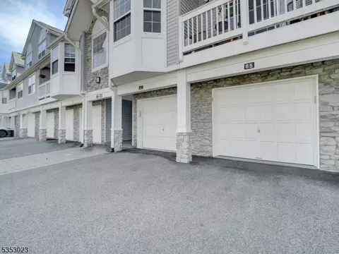 65 Whisper Way E, Ledgewood, NJ 07852