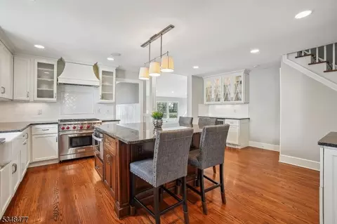 83 Mountainview Rd, Millburn, NJ 07041 photo 12
