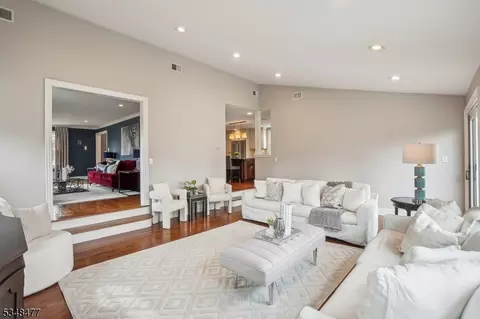 83 Mountainview Rd, Millburn, NJ 07041 photo 19