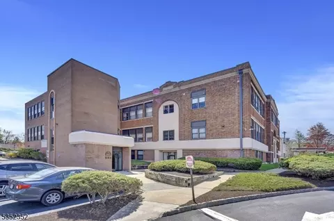124 E Main St #214, Denville, NJ 07834