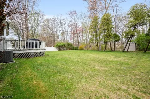 24 Sandra Ln, Wayne, NJ 07470 photo 25