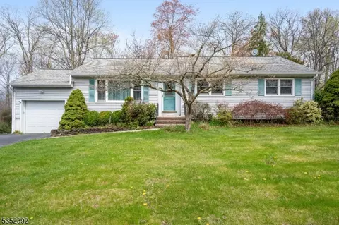 24 Sandra Ln, Wayne, NJ 07470