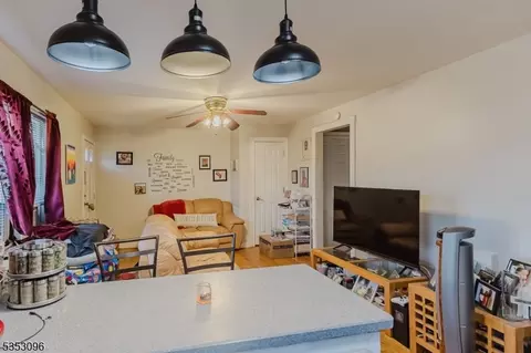 418 Esplanade #5, Hackensack, NJ 07601 photo 4