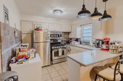 418 Esplanade #5, Hackensack, NJ 07601 photo 2
