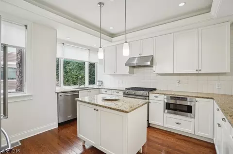 82 Franklin Pl #10, Summit, NJ 07901 photo 12