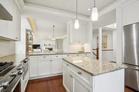 82 Franklin Pl #10, Summit, NJ 07901 photo 15