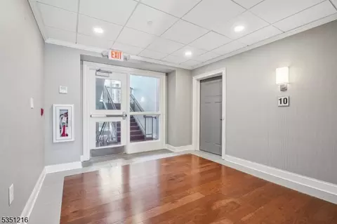 82 Franklin Pl #10, Summit, NJ 07901 photo 27