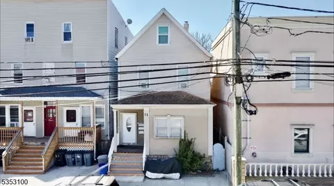 71 Honiss St, Belleville, NJ 07109