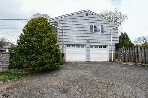 602 E Baldwin St, Hackettstown, NJ 07840 photo 3
