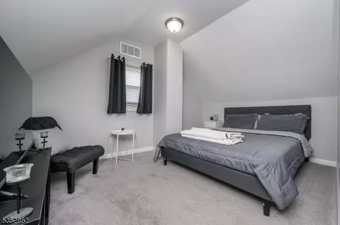 724 E 2nd Ave, Roselle, NJ 07203 photo 20