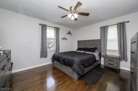 724 E 2nd Ave, Roselle, NJ 07203 photo 13