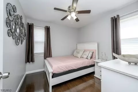 724 E 2nd Ave, Roselle, NJ 07203 photo 15