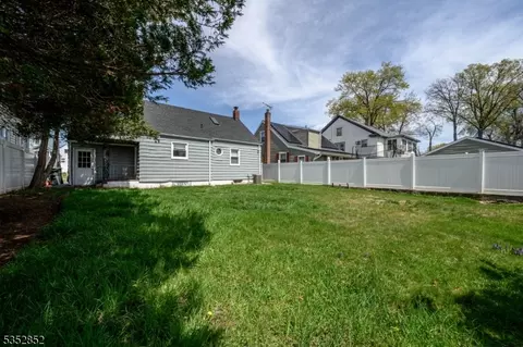724 E 2nd Ave, Roselle, NJ 07203 photo 26