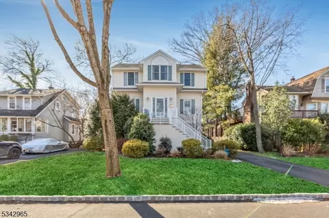 205 Edgar Ave, Cranford, NJ 07016