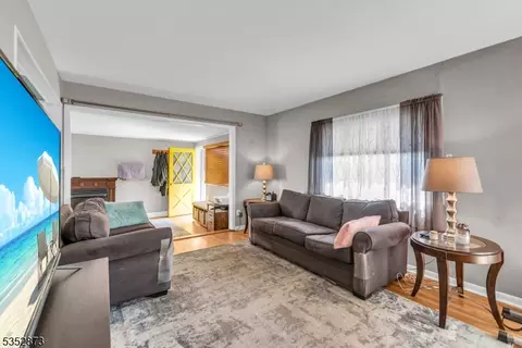 75 Barnsdale Rd, Wayne, NJ 07470 photo 10