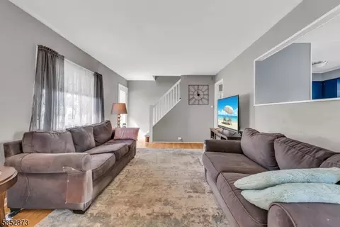 75 Barnsdale Rd, Wayne, NJ 07470 photo 8
