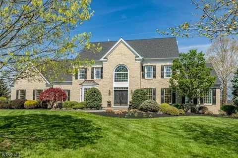 88 Van Zandt Rd, Skillman, NJ 08558