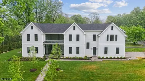 2 Spenser Dr, Short Hills, NJ 07078