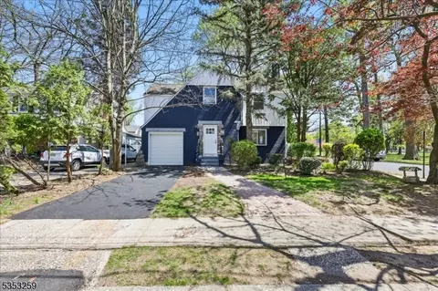 1081 Lambert Rd, Teaneck, NJ 07666