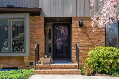 16 Byron Ave, Morristown, NJ 07960