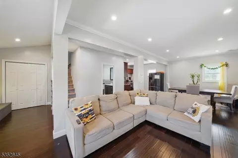 82 Barbour St, Haledon, NJ 07508