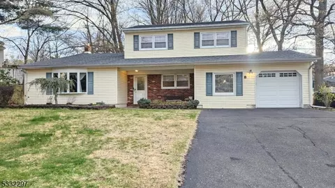 8 Churchill Rd, East Brunswick, NJ 08816