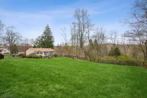 2 E Ridge Rd, Mendham Twp, NJ 07945 photo 17