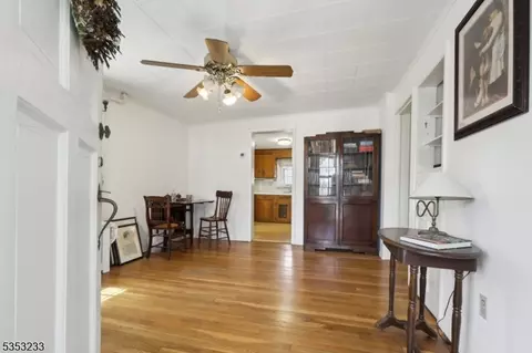 8 Chapel St, Summit, NJ 07901 photo 4